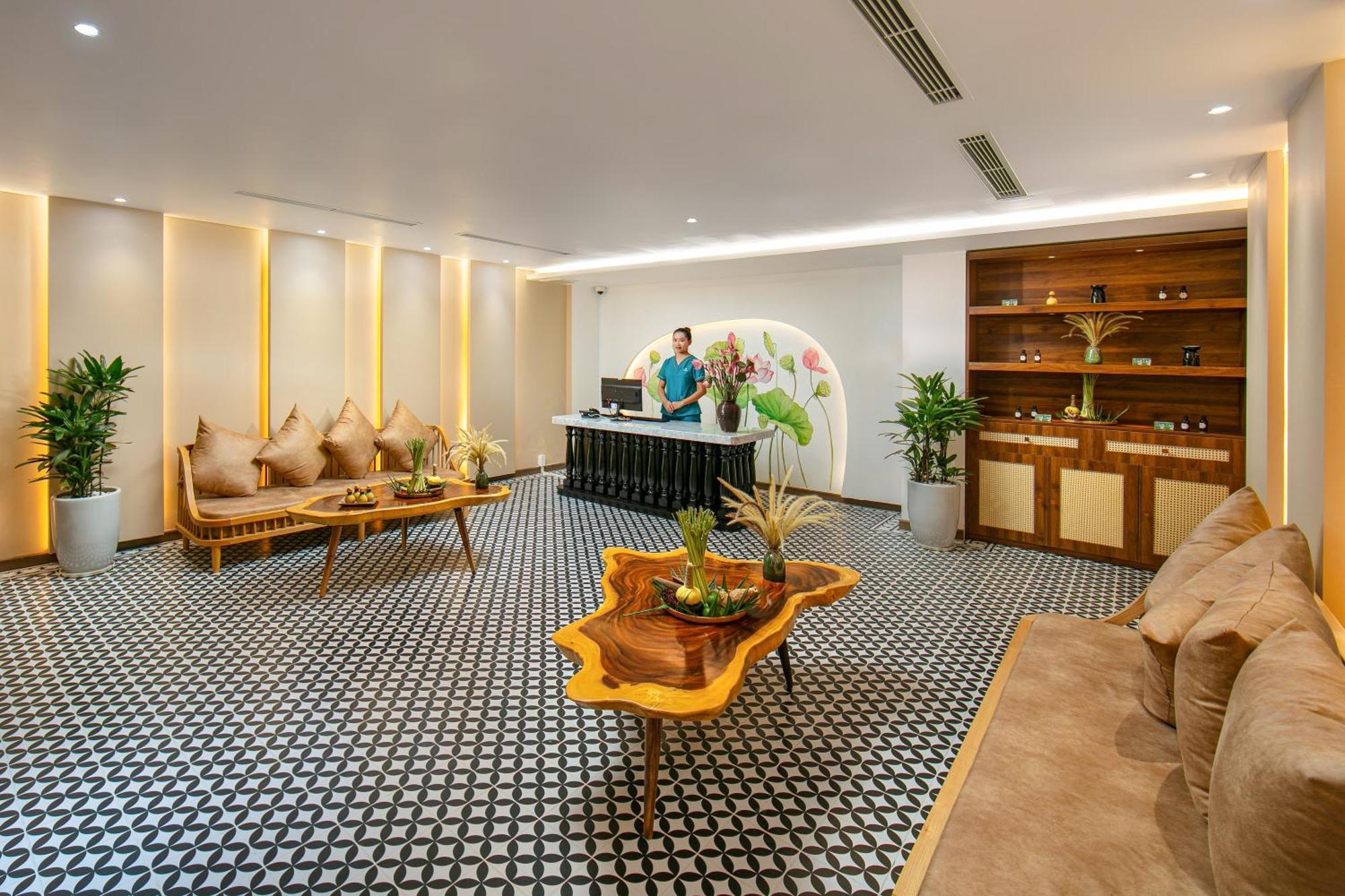 Grand Sunrise Palace Hoi An- A Luxury Indochine Hotel & Spa Exterior foto Reception